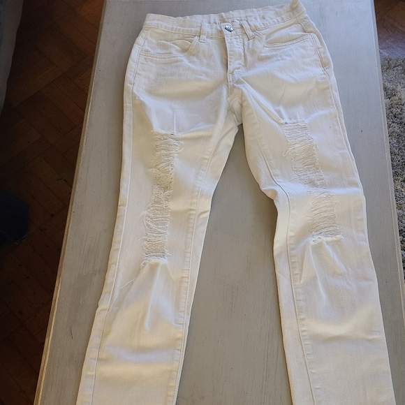 HP 🔥🔥🔥New venus white distressedjeans